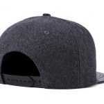 Casquette à visière en PU Melton Snapback