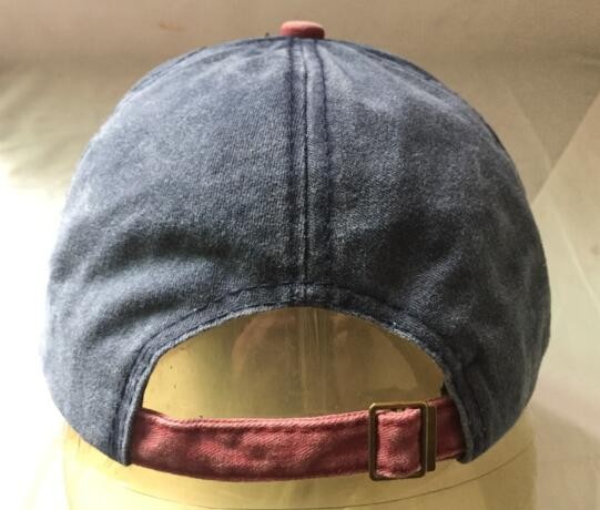 复古效果棒球帽