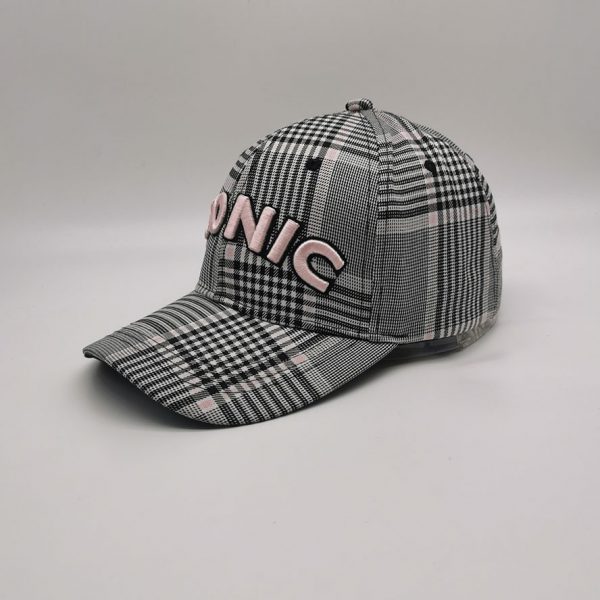 DH metal emblem checked baseball cap