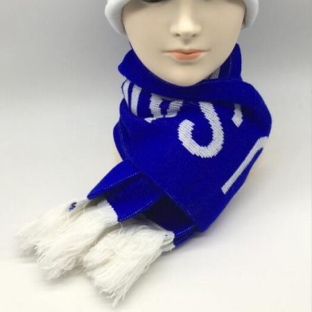 High resoultion knitted club scarf