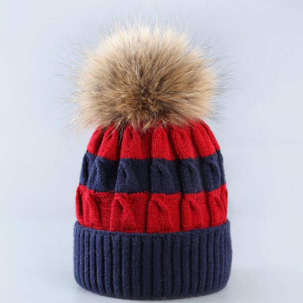 Fashion women hat with pom