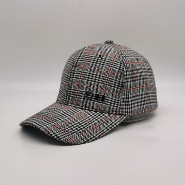 Ladies checked embroidery peak