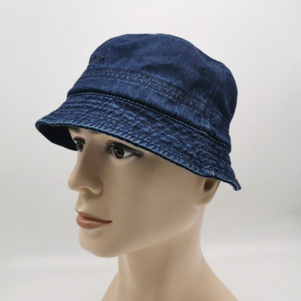 Liut topi baldi yang dicuci kecil untuk lelaki