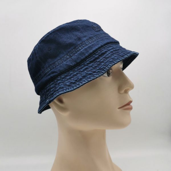 Liut topi baldi yang dicuci kecil untuk lelaki