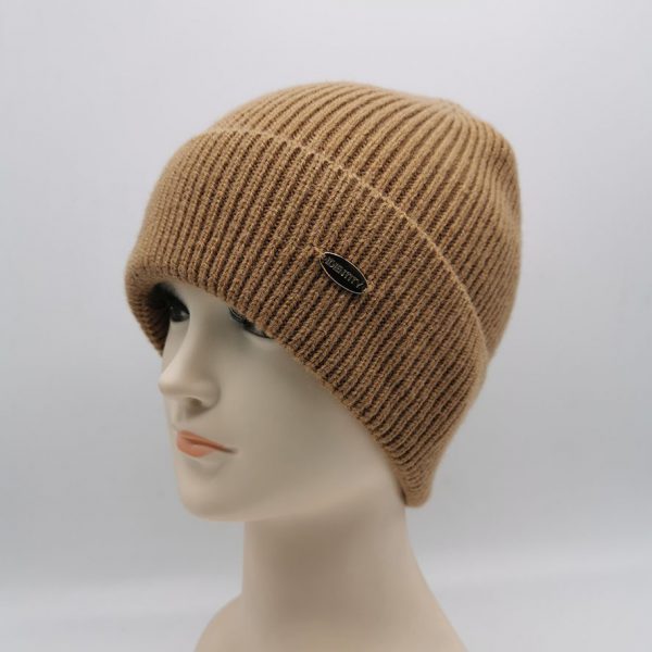 Acrylic soft hand feeling folding beanie with decorated gold brand
