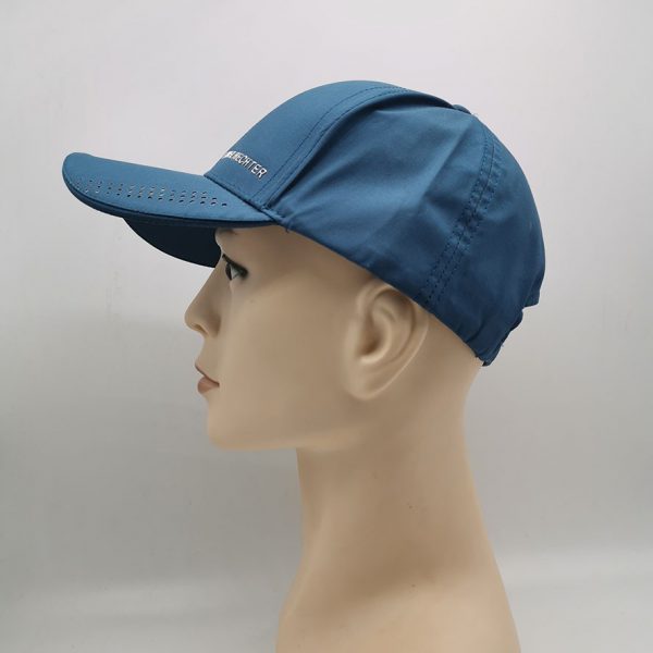 Berry découpé au laser étiré casquette argent TPU self tissu chapeau sandwich